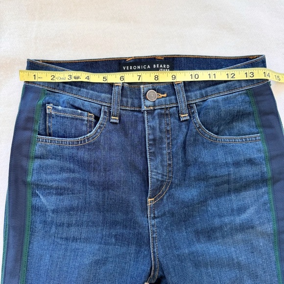 Veronica Beard Carly Kick Flare High Rise Jeans Size 26/2 - Picture 9 of 11
